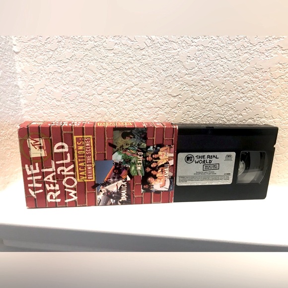 VHS MTV The Real World: Vacations Behind the Scenes (1995) (Not Rated) - Picture 3 of 5